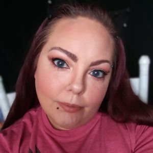 Meet your Posher, Joy